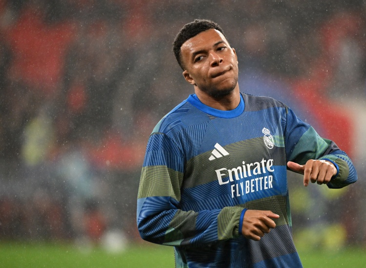 开云体育-中国官网登录入口-还剩不到1周！马卡：皇马想让姆巴佩踢曼城首回合就复出